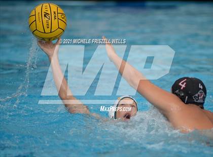 Thumbnail 2 in Patrick Henry vs. Vista (America's Finest City Tournament) photogallery.