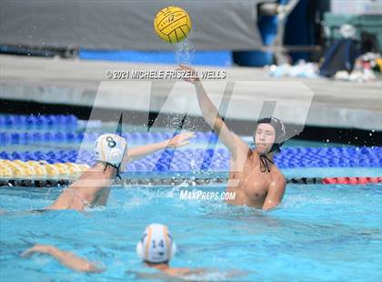 Thumbnail 1 in Patrick Henry vs. Vista (America's Finest City Tournament) photogallery.