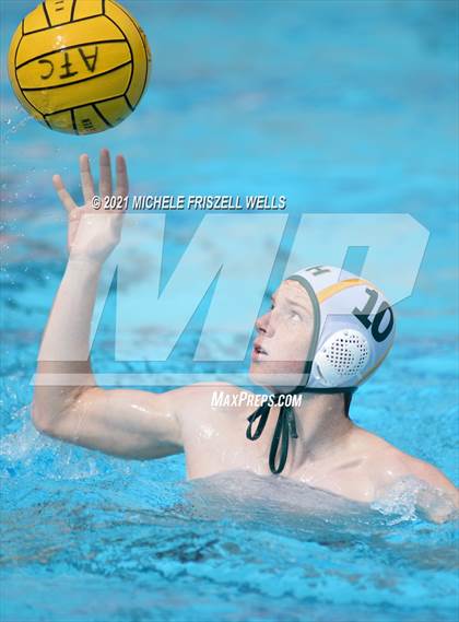 Thumbnail 3 in Patrick Henry vs. Vista (America's Finest City Tournament) photogallery.