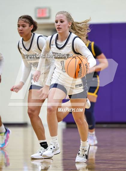 Thumbnail 3 in Siegel vs Notre Dame Academy photogallery.