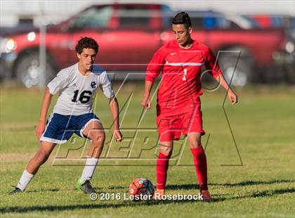 Thumbnail 3 in Central Catholic vs Judson photogallery.