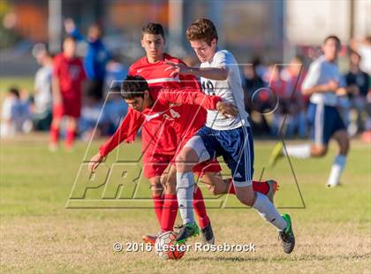 Thumbnail 2 in Central Catholic vs Judson photogallery.