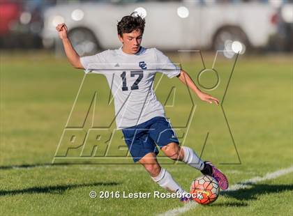 Thumbnail 3 in Central Catholic vs Judson photogallery.