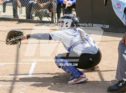 Thumbnail 3 in Century vs. Village Christian (CIF SS D7 Semifinal) photogallery.