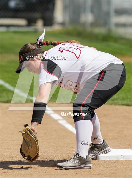 Thumbnail 3 in Century vs. Village Christian (CIF SS D7 Semifinal) photogallery.