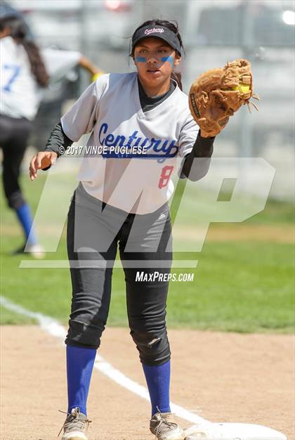 Thumbnail 1 in Century vs. Village Christian (CIF SS D7 Semifinal) photogallery.
