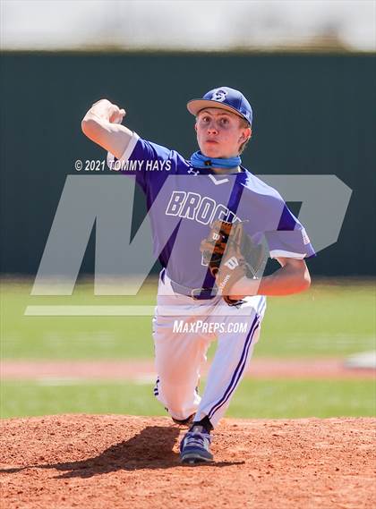 Thumbnail 2 in Krum vs Brock (Brock Tournament) photogallery.