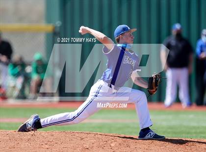 Thumbnail 1 in Krum vs Brock (Brock Tournament) photogallery.