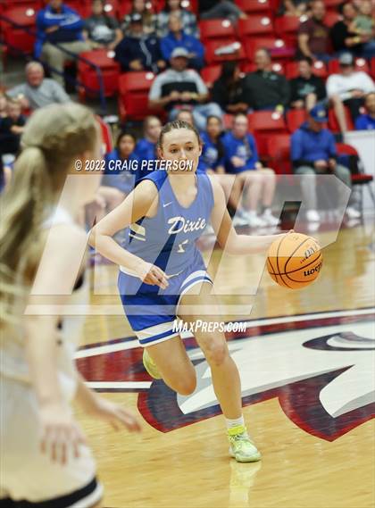 Thumbnail 3 in Ridgeline vs. Dixie (UHSAA 4A Quarterfinal Playoff) photogallery.