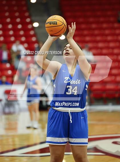 Thumbnail 3 in Ridgeline vs. Dixie (UHSAA 4A Quarterfinal Playoff) photogallery.