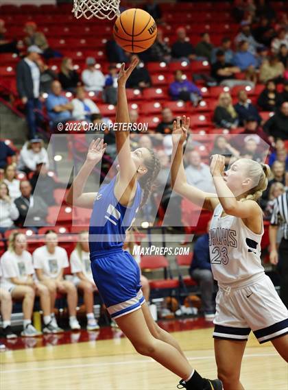 Thumbnail 1 in Ridgeline vs. Dixie (UHSAA 4A Quarterfinal Playoff) photogallery.