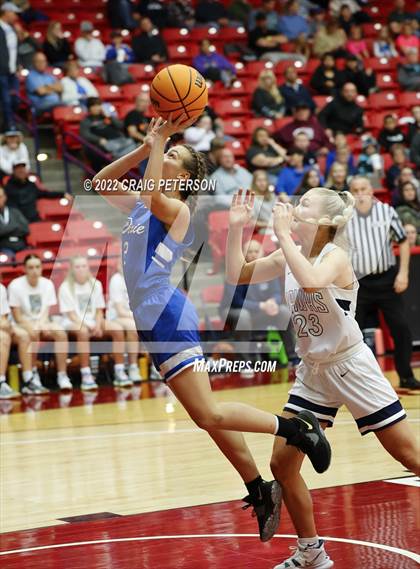 Thumbnail 3 in Ridgeline vs. Dixie (UHSAA 4A Quarterfinal Playoff) photogallery.
