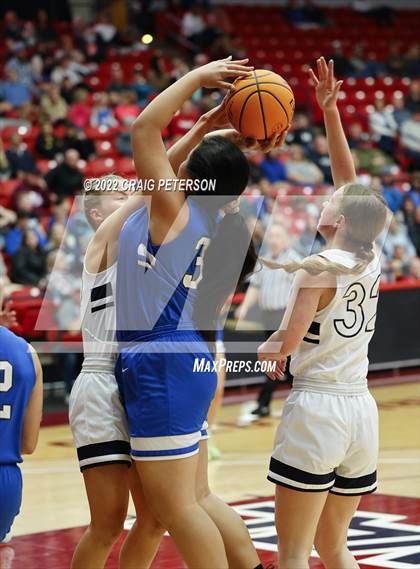 Thumbnail 3 in Ridgeline vs. Dixie (UHSAA 4A Quarterfinal Playoff) photogallery.
