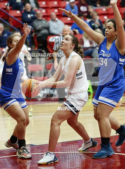 Thumbnail 1 in Ridgeline vs. Dixie (UHSAA 4A Quarterfinal Playoff) photogallery.
