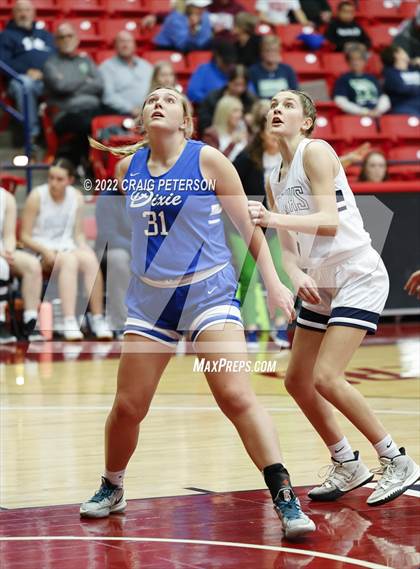 Thumbnail 3 in Ridgeline vs. Dixie (UHSAA 4A Quarterfinal Playoff) photogallery.