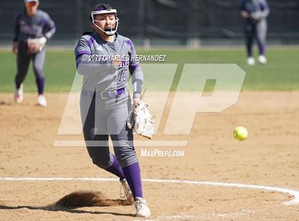 Thumbnail 1 in Belton vs. Boerne (NFCA Texas High School Leadoff Classic) photogallery.