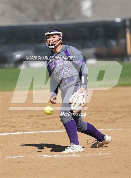 Thumbnail 2 in Belton vs. Boerne (NFCA Texas High School Leadoff Classic) photogallery.