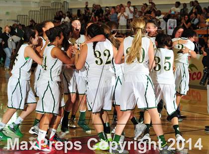 Thumbnail 1 in Lakeside vs. Santa Barbara (CIF SS D3AA Final) photogallery.