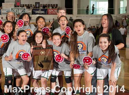 Thumbnail 1 in Lakeside vs. Santa Barbara (CIF SS D3AA Final) photogallery.
