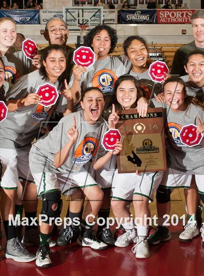 Thumbnail 3 in Lakeside vs. Santa Barbara (CIF SS D3AA Final) photogallery.