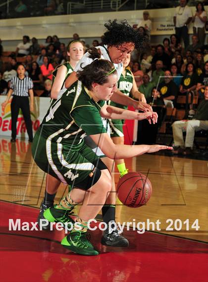 Thumbnail 3 in Lakeside vs. Santa Barbara (CIF SS D3AA Final) photogallery.