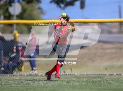 Thumbnail 2 in Murrieta Mesa vs. Elsinore (Stu Penter Classic) photogallery.