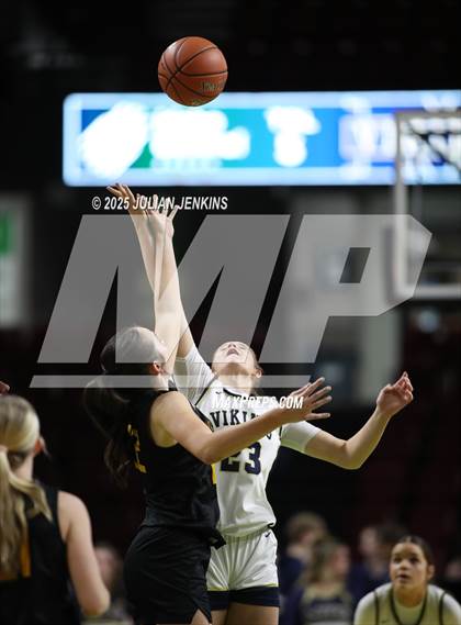 Thumbnail 1 in Middleton vs. Bishop Kelly (SIC Central Section 5A Final) photogallery.