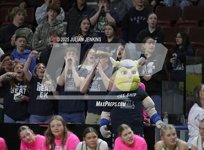 Thumbnail 1 in Middleton vs. Bishop Kelly (SIC Central Section 5A Final) photogallery.