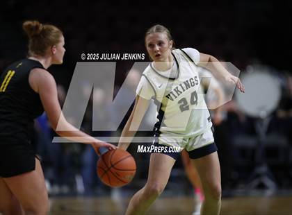 Thumbnail 3 in Middleton vs. Bishop Kelly (SIC Central Section 5A Final) photogallery.
