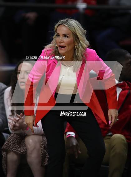 Thumbnail 3 in Middleton vs. Bishop Kelly (SIC Central Section 5A Final) photogallery.