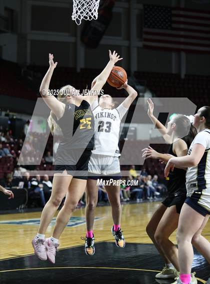 Thumbnail 3 in Middleton vs. Bishop Kelly (SIC Central Section 5A Final) photogallery.