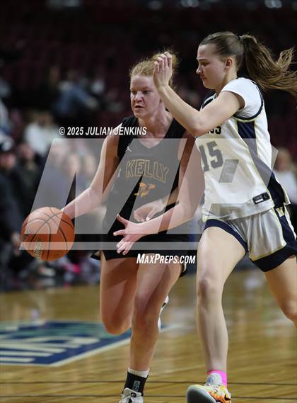 Thumbnail 2 in Middleton vs. Bishop Kelly (SIC Central Section 5A Final) photogallery.