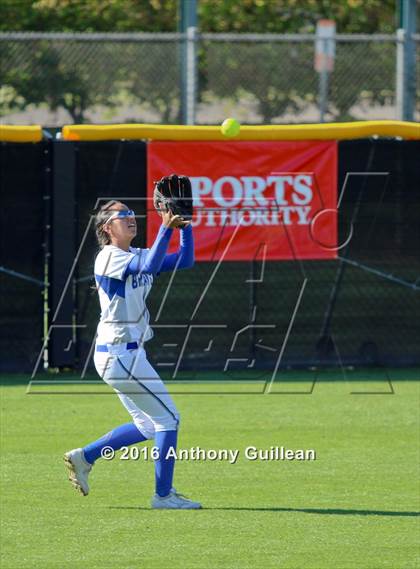 Thumbnail 1 in Lompoc vs. Louisville (CIF SS Div 5 Final) photogallery.