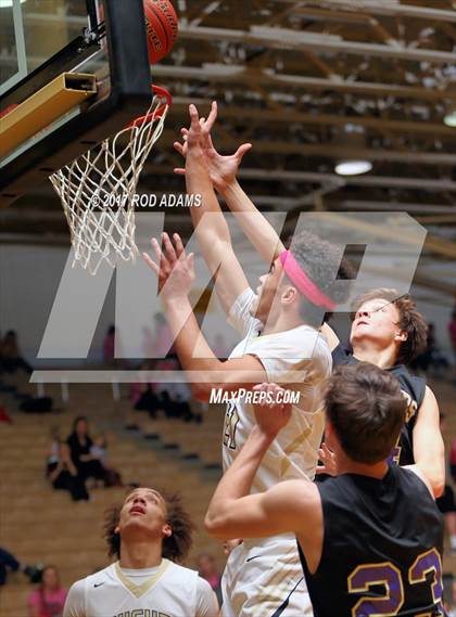 Thumbnail 1 in Grand Island @ Lincoln Southeast photogallery.