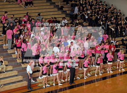 Thumbnail 3 in Grand Island @ Lincoln Southeast photogallery.