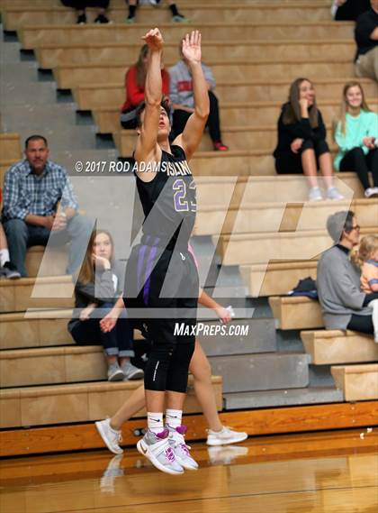 Thumbnail 3 in Grand Island @ Lincoln Southeast photogallery.