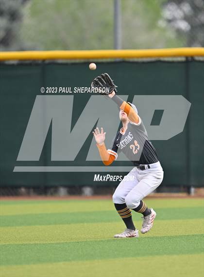 Thumbnail 2 in Flatirons Academy vs. Holly (CHSAA 1A State - Semifinal) photogallery.
