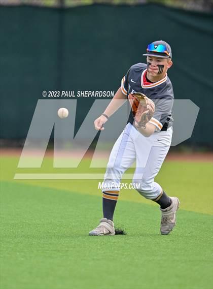 Thumbnail 3 in Flatirons Academy vs. Holly (CHSAA 1A State - Semifinal) photogallery.