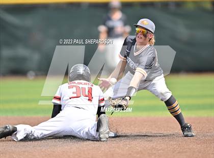 Thumbnail 1 in Flatirons Academy vs. Holly (CHSAA 1A State - Semifinal) photogallery.