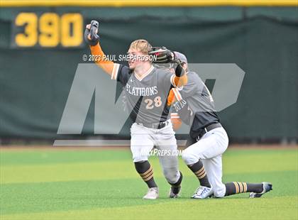 Thumbnail 2 in Flatirons Academy vs. Holly (CHSAA 1A State - Semifinal) photogallery.