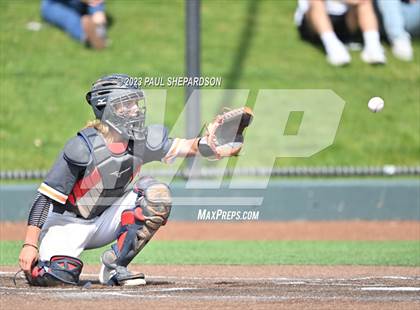 Thumbnail 3 in Flatirons Academy vs. Holly (CHSAA 1A State - Semifinal) photogallery.