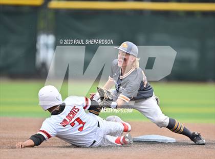 Thumbnail 2 in Flatirons Academy vs. Holly (CHSAA 1A State - Semifinal) photogallery.