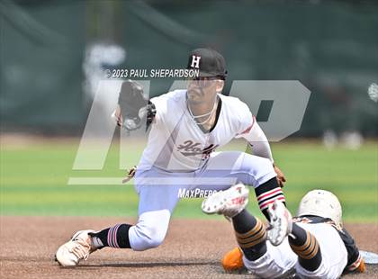 Thumbnail 3 in Flatirons Academy vs. Holly (CHSAA 1A State - Semifinal) photogallery.