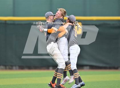 Thumbnail 1 in Flatirons Academy vs. Holly (CHSAA 1A State - Semifinal) photogallery.