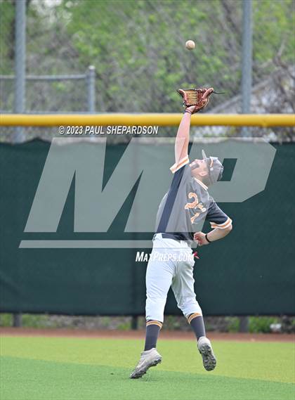 Thumbnail 2 in Flatirons Academy vs. Holly (CHSAA 1A State - Semifinal) photogallery.