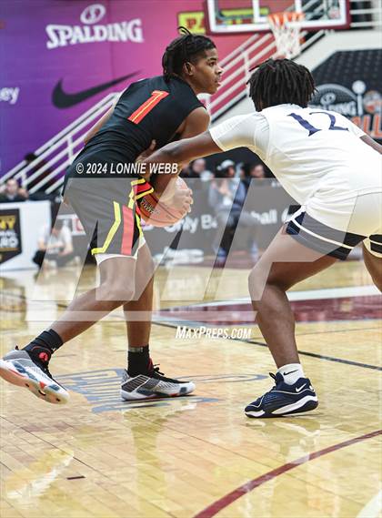 Thumbnail 1 in Oak Hill Academy vs. Brewster Academy (Spalding Hoophall Classic) photogallery.