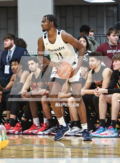 Thumbnail 3 in Oak Hill Academy vs. Brewster Academy (Spalding Hoophall Classic) photogallery.