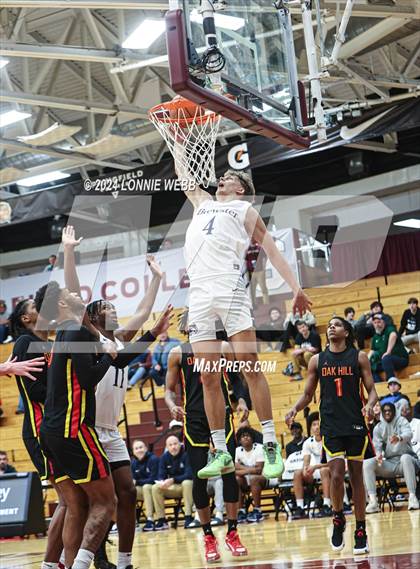 Thumbnail 1 in Oak Hill Academy vs. Brewster Academy (Spalding Hoophall Classic) photogallery.