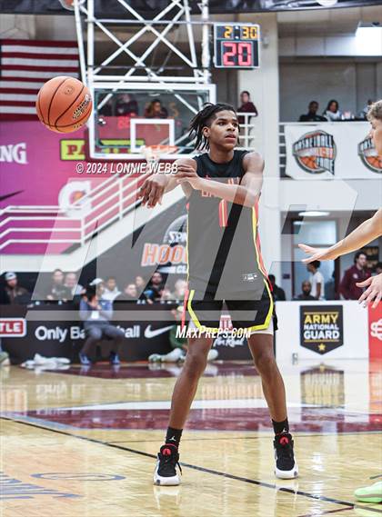 Thumbnail 1 in Oak Hill Academy vs. Brewster Academy (Spalding Hoophall Classic) photogallery.