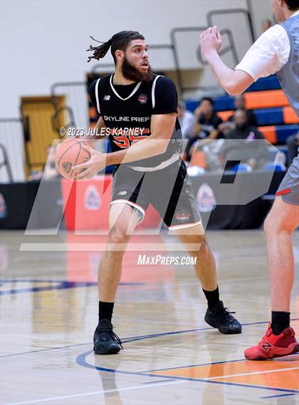 Thumbnail 3 in Skyline Prep vs Albuquerque Academy (Tarkanian Classic) photogallery.